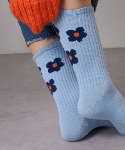 CIAOPANIC TYPY(チャオパニックティピー)の「【靴下屋×TYPY】フラワーロゴクルーソックス(ソックス/靴下・レディース・オフホワイト/サックスブルー・ONE SIZE)」の21枚目の写真