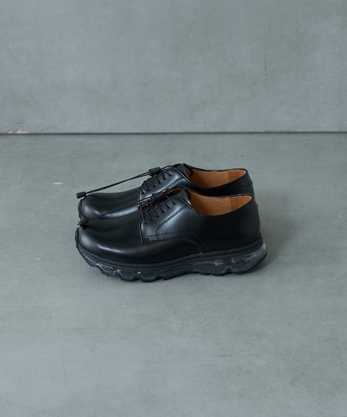 Tomo & Co（トモアンドシーオー）の「【Tomo&Co × Lui’s / トモアンドシーオー × ルイス】別注 ポストマンクッショニングソールシューズ（ドレスシューズ）（ドレスシューズ・メンズ・ブラック・25cm/26cm/27cm）」の9枚目の写真