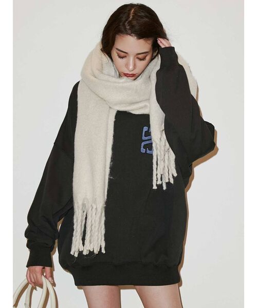 GYDA（ジェイダ）の「THICK FRINGE ストール（ストール/ショール・レディース・アイボリー/マスタード・FREE）」の7枚目の写真
