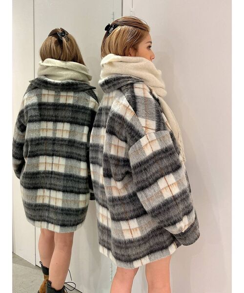 GYDA（ジェイダ）の「THICK FRINGE ストール（ストール/ショール・レディース・アイボリー/マスタード・FREE）」の11枚目の写真