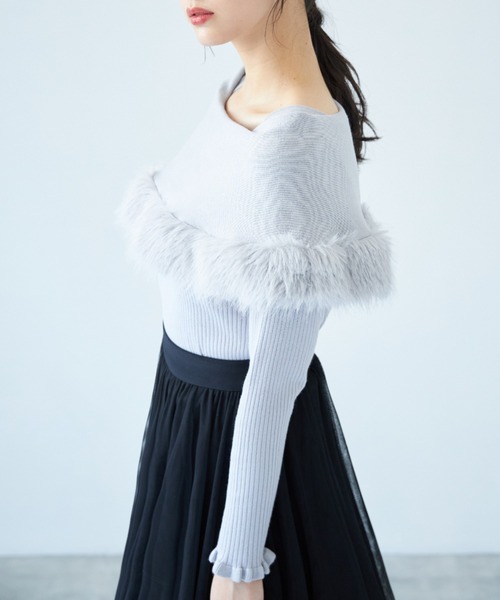 ファー付きケープライク袖口フリルリブニットプルオーバー（ニット/セーター）｜tocco closet（トッコ クローゼット）