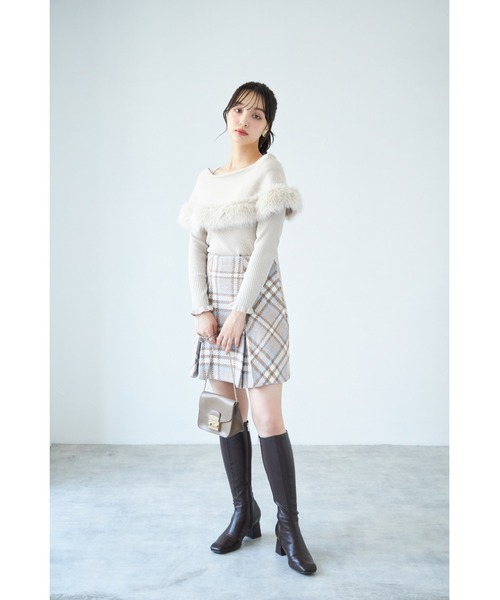 tocco closet ニットファー付きケープライク袖口フリルリブニット ファー付きケープライク袖口フリルリブニットプルオーバー（ニット