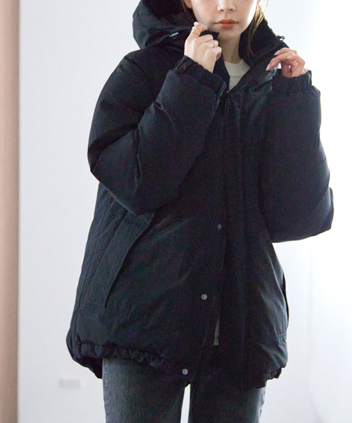 SLOBE IENA（スローブイエナ）の「中綿フードブルゾン（ダウンジャケット/コート・レディース・ブラック/ナチュラル/カーキ・FREE）」の10枚目の写真