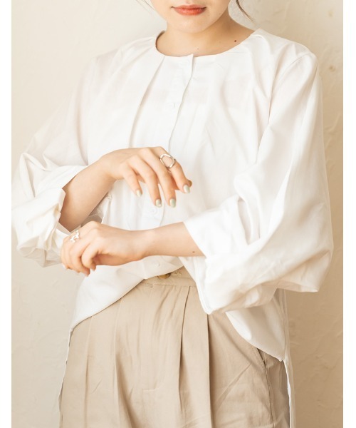 chocomee（チョコミー）の「volume sleeve blouse/ボリュームスリーブブラウス（シャツ/ブラウス・レディース・ホワイト・FREE）」の5枚目の写真