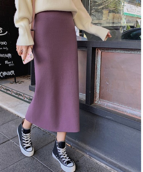 Chaco closet(チャコ クローゼット)の「ニットスリットナロースカート(スカート・レディース・グレー/ブラック/グリーン/パープル・FREE)」の4枚目の写真