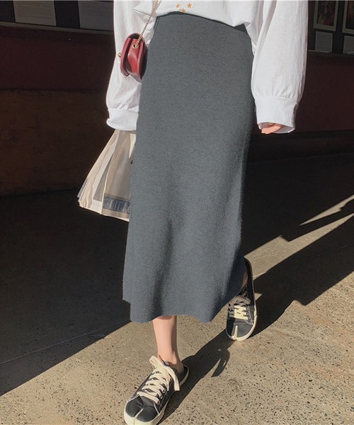 Chaco closet(チャコ クローゼット)の「ニットスリットナロースカート(スカート・レディース・グレー/ブラック/グリーン/パープル・FREE)」の14枚目の写真