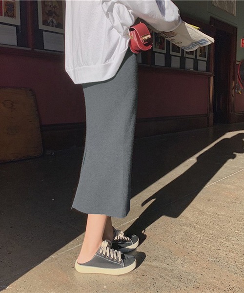 Chaco closet(チャコ クローゼット)の「ニットスリットナロースカート(スカート・レディース・グレー/ブラック/グリーン/パープル・FREE)」の17枚目の写真