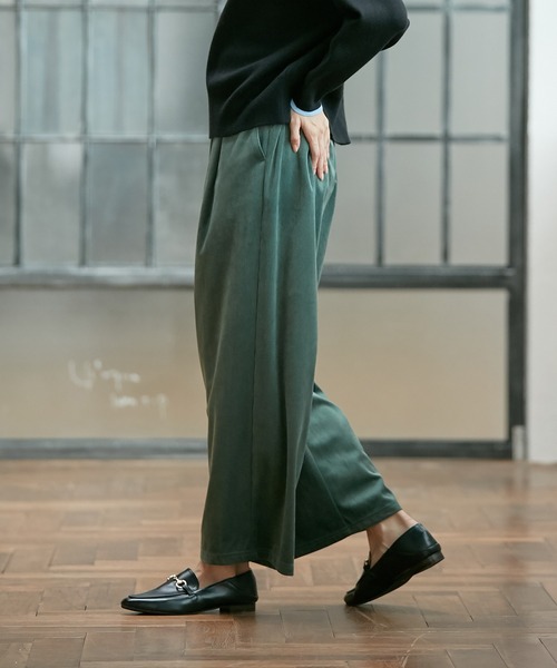 Days(デイズ)の「【Oeillet】なめらかコーデュロイタックワイドパンツ(ウイエ)(その他パンツ・レディース・チャコール/モスグリーン/ライトベージュ・M/LL/L)」の18枚目の写真