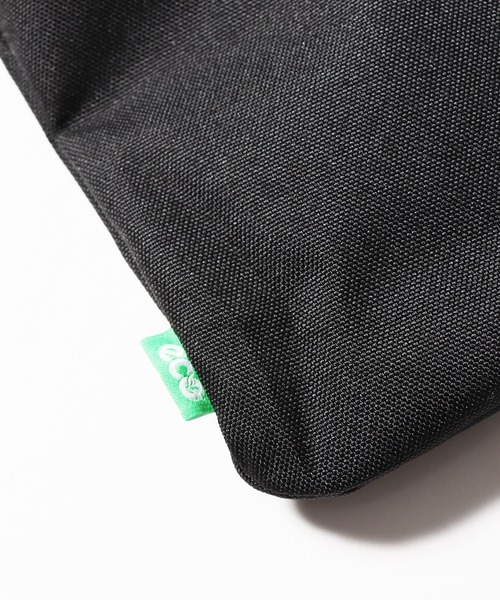 THE NORTH FACE(ザノースフェイス)の「THE NORTH FACE/ザノースフェイス Slim Cross Bag クロスバック(ショルダーバッグ・メンズ・ブラック・FREE)」の6枚目の写真