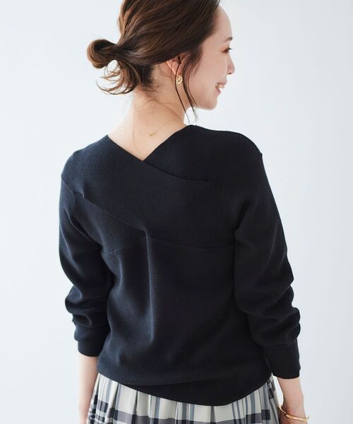 le.coeur blanc（ルクールブラン）の「クロスデザインニットプルオーバー（ニット/セーター・レディース・ホワイト系その他/アイボリー/ブラック/ブラック系その他・38）」の9枚目の写真