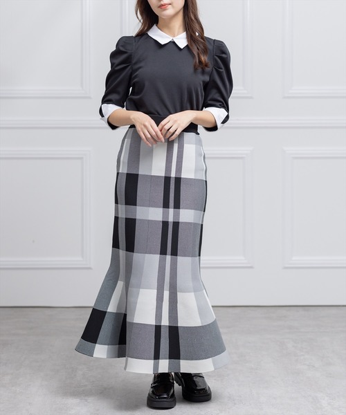 clear（クリア）の「七分袖襟配色シャツカラートップス[オフィスカジュアル 着回し抜群 大人 カジュアル]（Tシャツ/カットソー・レディース・ブラック/サックスブルー/オフホワイト・F）」の16枚目の写真