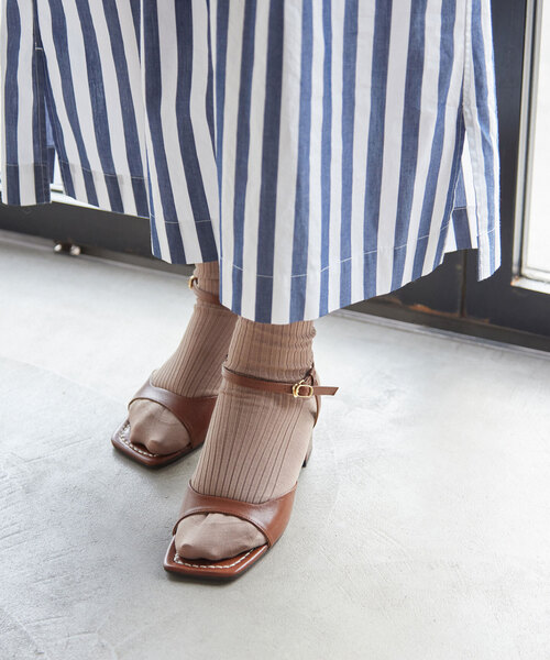 国産品 SLOBE スクエアヒールサンダル IENA（スローブイエナ）の「SLOBE 靴