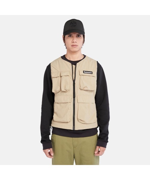 Timberland(ティンバーランド)の「メンズ ユーティリティ カーゴ ベスト(ベスト・メンズ・ホワイト×イエロー/ターコイズブルー・MEDIUM/SMALL/X-LARGE/LARGE)」の4枚目の写真