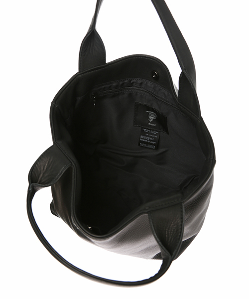 discord Yohji Yamamoto(ディスコード ヨウジヤマモト)の「Light Leather Lunch Bag ライトレザー ランチバッグ(ハンドバッグ・レディース・ブラック・FREE)」の7枚目の写真