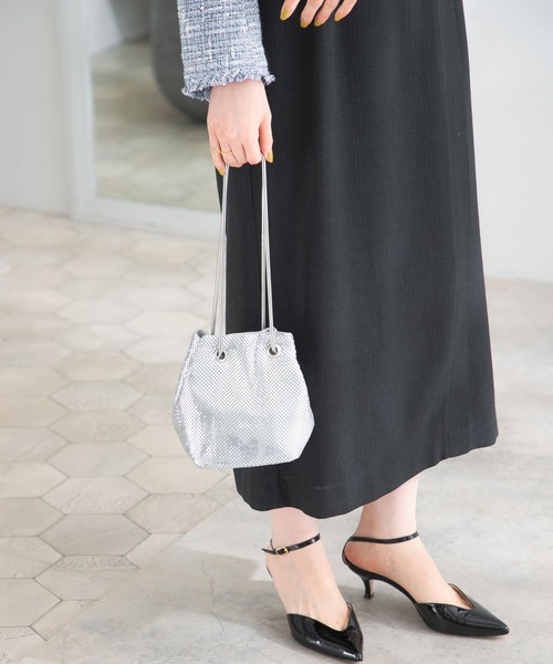 URBAN RESEARCH ROSSO(アーバンリサーチロッソ)の「メタルメッシュバッグ(ショルダーバッグ・レディース・ブラック/シルバー・-)」の5枚目の写真