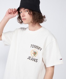【オンライン限定】エンブレムバックロゴTシャツ