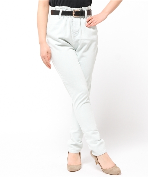 one after another NICE CLAUP（ワンアフターアナザーナイスクラップ）の「【non-no9月号掲載ナイスクラップ】ハイウェストテーパードパンツ（その他パンツ・レディース・インディゴブルー/オフホワイト/ブルー系その他・FREE）」の3枚目の写真