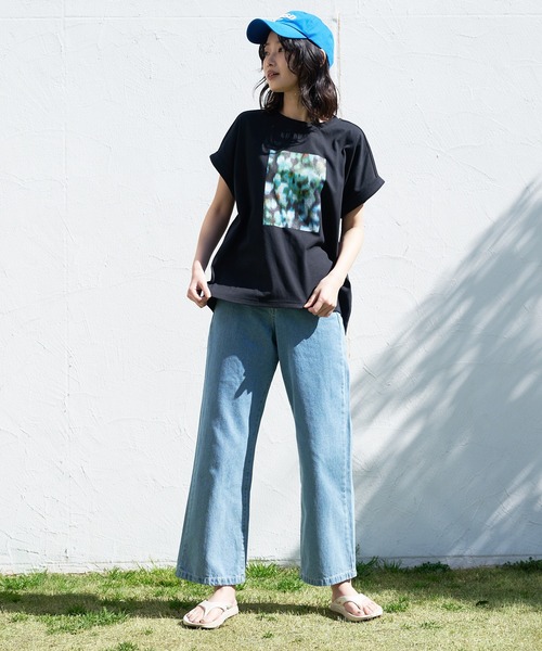 LB/S (エルビーエス)の「汗染みの目立ちにくいTシャツ ZEROSTAIN ゼロステイン 撥水性 UVカット ローカルラウンドプリント ボタニカルプリント Tシャツ(Tシャツ/カットソー・レディース・ホワイト/ダークベージュ/ピンク系その他/ブラック/イエロー/ミント・MEDIUM/LARGE)」の19枚目の写真