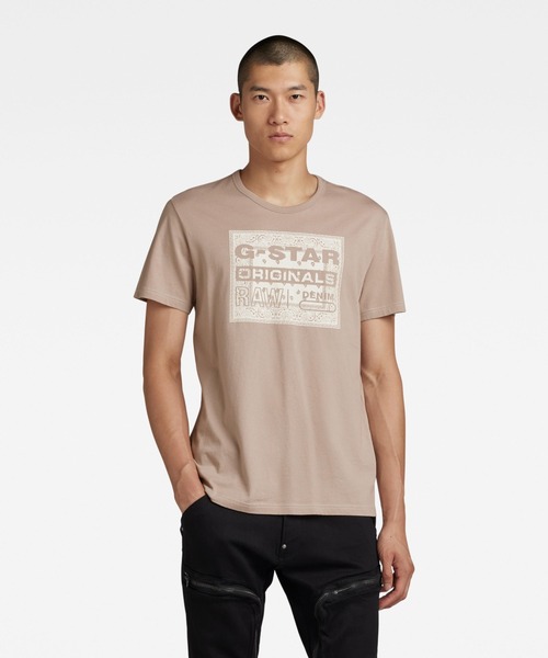 G-STAR(ジースター)の「BANDANA T-SHIRT/バンダナ柄/ロゴT(Tシャツ/カットソー・メンズ・ホワイト/ベージュ系その他/カーキオリーブ・LARGE/MEDIUM/SMALL/X-LARGE/X-SMALL)」の2枚目の写真