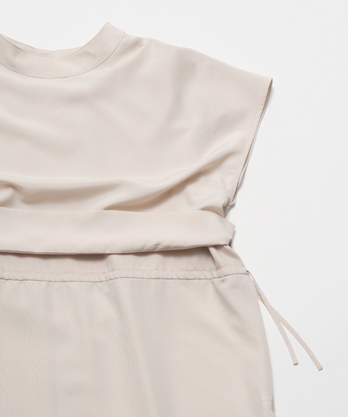 ROPE' PICNIC（ロペピクニック）の「【WEB限定カラー:カーキ】吸水速乾/2WAYレイヤード風シャツワンピース（シャツワンピース・レディース・チャコールグレー/ベージュ/ブルー系その他4/カーキ・38）」の19枚目の写真