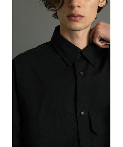 STYLEMIXER(スタイルミキサー)の「カッティングポケットシャツ(シャツ/ブラウス・メンズ・ブラック/ライトベージュ・MEDIUM/LARGE)」の8枚目の写真