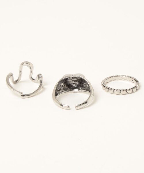 VIBGYOR Women（ヴィブジョー　ウィメン）の「【urge select】Y2K シルバー ハートモチーフ リング/指輪【3個セット】（リング・レディース・シルバー・FREE）」の2枚目の写真