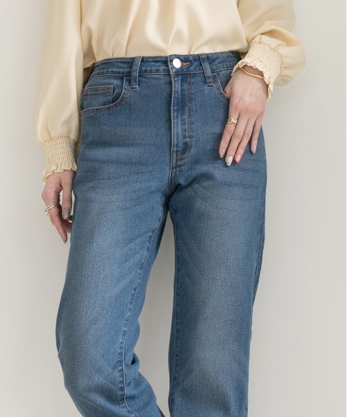 ad thie(アドティエ)の「ストレッチストレートデニム(デニムパンツ・レディース・ダークブルー/ライトインディゴブルー/スカイブルー・SMALL/MEDIUM/LARGE)」の6枚目の写真