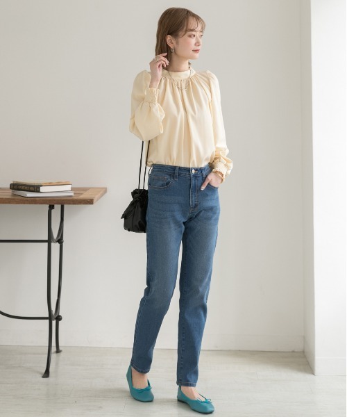 ad thie(アドティエ)の「ストレッチストレートデニム(デニムパンツ・レディース・ダークブルー/ライトインディゴブルー/スカイブルー・SMALL/MEDIUM/LARGE)」の7枚目の写真