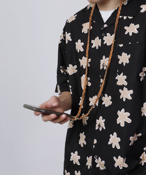 Ree&Mee（リーアンドミー）の「Ree&Mee チェーン スマホ ショルダー スマホストラップ モバイル ストラップ（スマホグッズ・レディース・アイボリー/ホワイト/レッド/ピンク/モカ/イエロー/ブラック/ブラウン/ゴールド系その他/ライトピンク・FREE）」の4枚目の写真