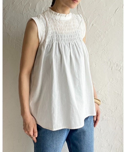 She's Closet（シーズクローゼット）の「立ち襟スタンドカラーノースリーブシャーリングフリルブラウス（シャツ/ブラウス・レディース・ブラック/ホワイト/イエロー・FREE）」の4枚目の写真