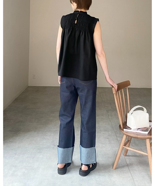 She's Closet（シーズクローゼット）の「立ち襟スタンドカラーノースリーブシャーリングフリルブラウス（シャツ/ブラウス・レディース・ブラック/ホワイト/イエロー・FREE）」の13枚目の写真