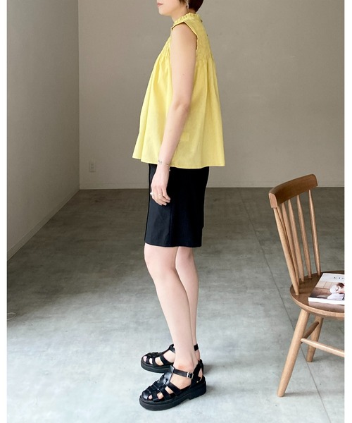 She's Closet（シーズクローゼット）の「立ち襟スタンドカラーノースリーブシャーリングフリルブラウス（シャツ/ブラウス・レディース・ブラック/ホワイト/イエロー・FREE）」の20枚目の写真