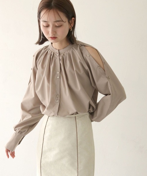 CLEIO（クレイオ）の「【CLEIO】肩スリットブラウス（シャツ/ブラウス・レディース・モカ/ネイビー/アイボリー・FREE）」の12枚目の写真