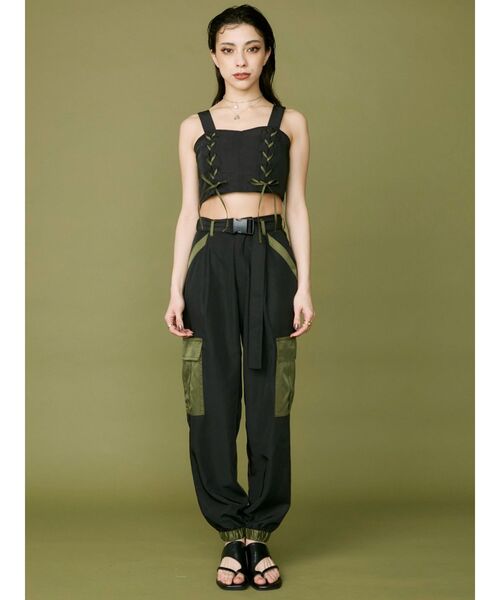 EVRIS(エヴリス)の「サテンパッチワークパンツ【セットアップ着用可能】(その他パンツ・レディース・ブラック/ブルー/カーキ・FREE)」の8枚目の写真