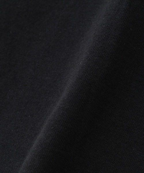 MHL.(エムエイチエル)の「LIGHTWEIGHT MATT COTTON JERSEY(Tシャツ/カットソー・レディース・ホワイト/ブラック・2)」の7枚目の写真