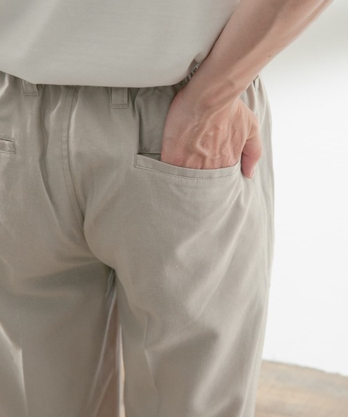 ITEMS URBANRESEARCH(アイテムズ アーバンリサーチ)の「吸水速乾×接触冷感リネン混パンツ(その他パンツ・メンズ・ブラウン/ベージュ/ブラック・MEDIUM/LARGE)」の8枚目の写真
