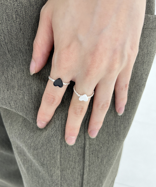 EDIT. FOR LULU（エディットフォールル）の「【momocreatura/モモクリアチュラ】Enamel Heart Ring（リング・レディース・ブラック・11）」の5枚目の写真