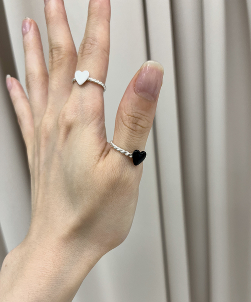 EDIT. FOR LULU（エディットフォールル）の「【momocreatura/モモクリアチュラ】Enamel Heart Ring（リング・レディース・ブラック・11）」の6枚目の写真