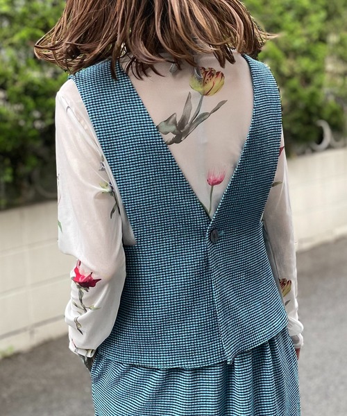 mi via loca(ミヴィアロカ)の「【2WAY】チェック柄シャーリング ビスチェ・ベスト(ベスト・レディース・ライム/ブルー/ネイビー/ピンク・FREE)」の16枚目の写真
