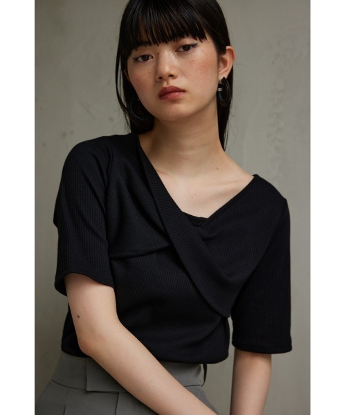 AZUL by moussy(アズールバイマウジー)の「フロントツイストリブトップス(Tシャツ/カットソー・レディース・オフホワイト/ブラック/ボルドー・SMALL/MEDIUM)」の13枚目の写真