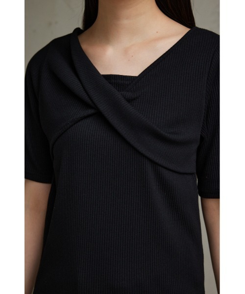 AZUL by moussy(アズールバイマウジー)の「フロントツイストリブトップス(Tシャツ/カットソー・レディース・オフホワイト/ブラック/ボルドー・SMALL/MEDIUM)」の19枚目の写真