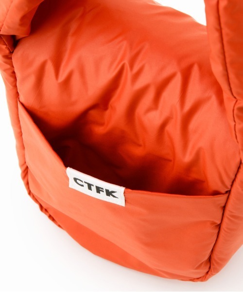 CONTROL FREAK（コントロールフリーク）の「CONTROL FREAK / CTFK（コントロールフリーク/シーティーエフケー）クッションミニバッグ（ハンドバッグ・レディース・オレンジ/グリーン/アイボリー/ボルドー・FREE）」の17枚目の写真