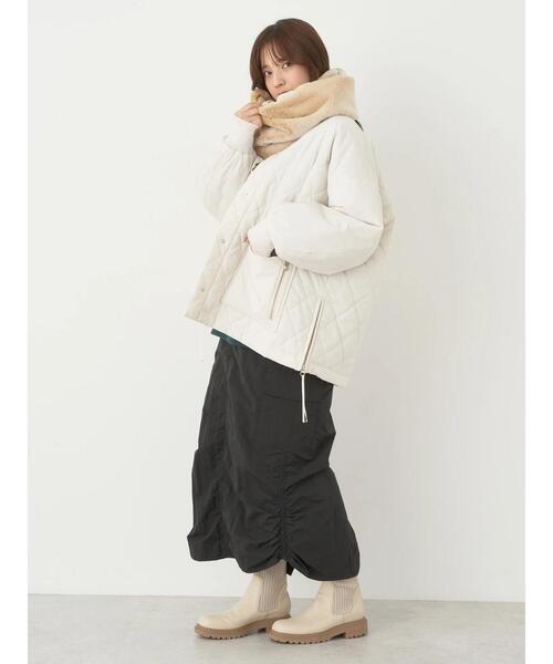 earth music&ecology（アースミュージックアンドエコロジー）の「ファースヌード（ストール/ショール・レディース・ライトベージュ/ブラック・FREE）」の8枚目の写真