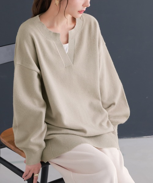 n'OrLABEL（ノアールレーベル）の「『キーネック×ぽわん袖ニット』（ニット/セーター・レディース・チャコールグレー/ブラック/グレイッシュブルー/グレイッシュベージュ/ボルドー・FREE）」の3枚目の写真