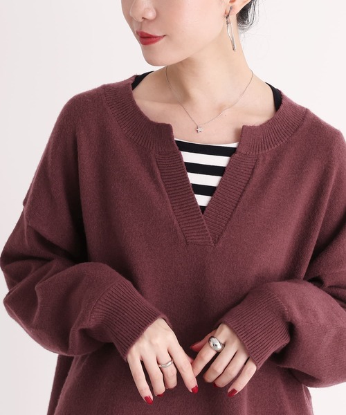 n'OrLABEL（ノアールレーベル）の「『キーネック×ぽわん袖ニット』（ニット/セーター・レディース・チャコールグレー/ブラック/グレイッシュブルー/グレイッシュベージュ/ボルドー・FREE）」の5枚目の写真