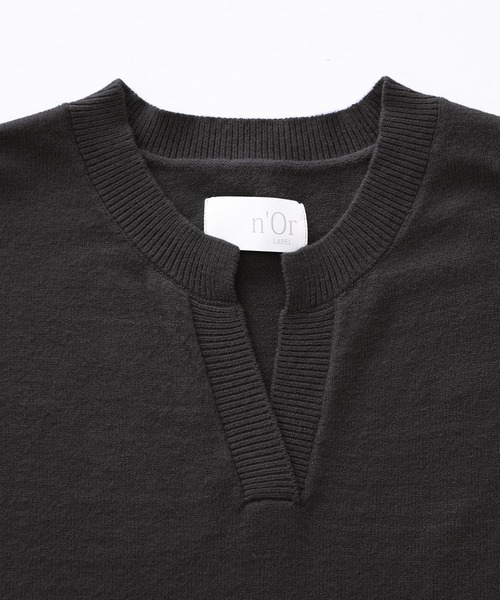 n'OrLABEL（ノアールレーベル）の「『キーネック×ぽわん袖ニット』（ニット/セーター・レディース・チャコールグレー/ブラック/グレイッシュブルー/グレイッシュベージュ/ボルドー・FREE）」の12枚目の写真