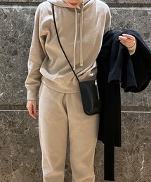 OUR WACOAL（アワワコール）の「モールニットフーディ　長袖（ニット/セーター）」