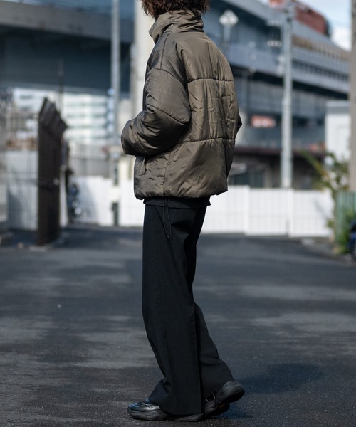 JOHN'S CLOSET（ジョンズクローゼット）の「【40I】エコダウン スタンド ショートジャケット（ダウンジャケット/コート・メンズ・カーキ/ネイビー/ブラック・LARGE/MEDIUM）」の21枚目の写真