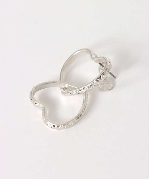 Cepica（セピカ）の「【LIMITED NUMBER / リミテッドナンバー】アシメトリーハートピアス（ピアス（両耳用）・レディース・シルバー/ゴールド・FREE）」の8枚目の写真