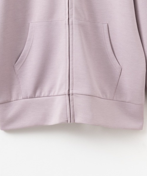 NAVY（ネイビー）の「NAVY きれい見えダンボールジップパーカー（パーカー・レディース・ブラック/ピンク/アイボリー/ライトベージュ・M/L/S/XL）」の18枚目の写真